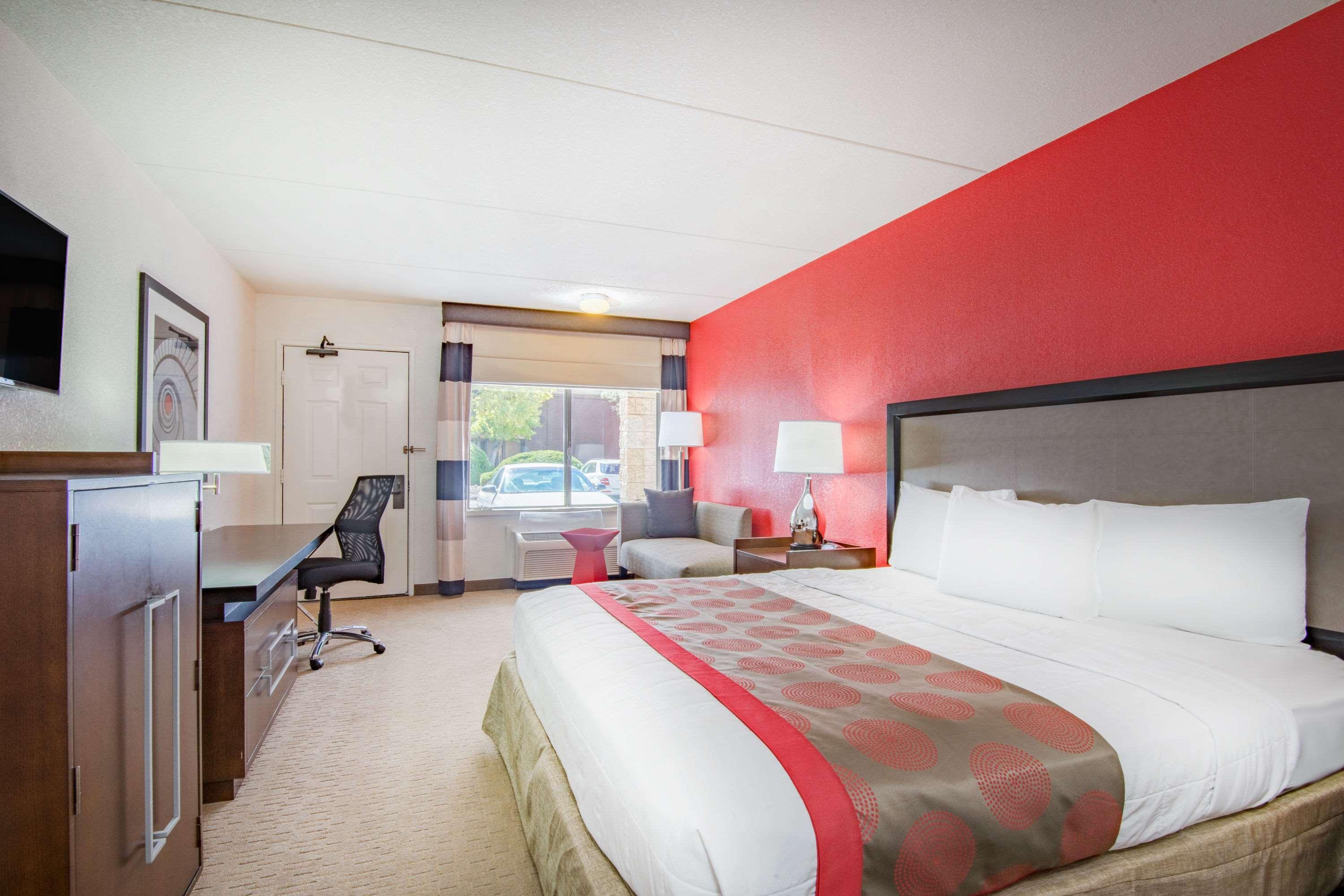 Готель Ramada By Wyndham Albuquerque Airport Екстер'єр фото